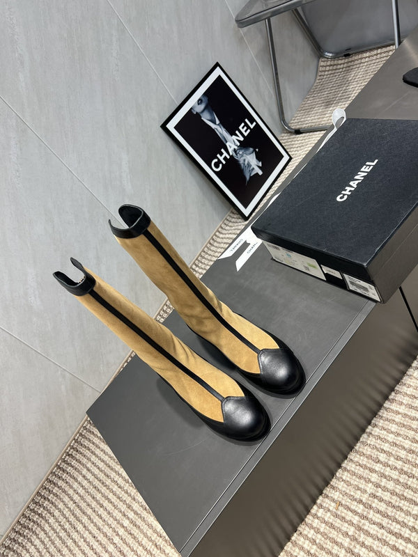 CC 25S Round Toe Mid-Heel Zippered High Boots in Brown Black Cowhide 442488