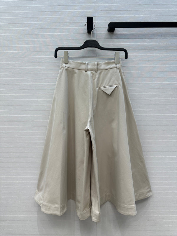 BV Skirt in Ivory White Cotton