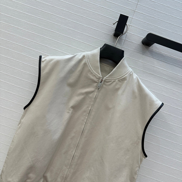 BV Sleeveless Vest Jacket in Ivory White Cotton