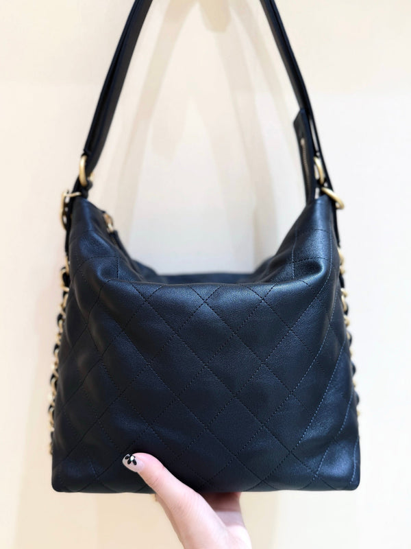 CC 25S Hobo Dual-Use Bag in Black Cowhide