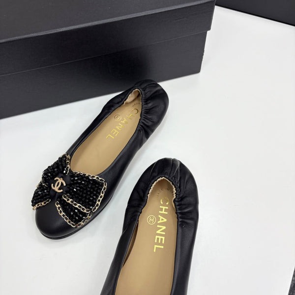 CC 25s Coco Beach Ballet Flats Black Sheepskin 331785