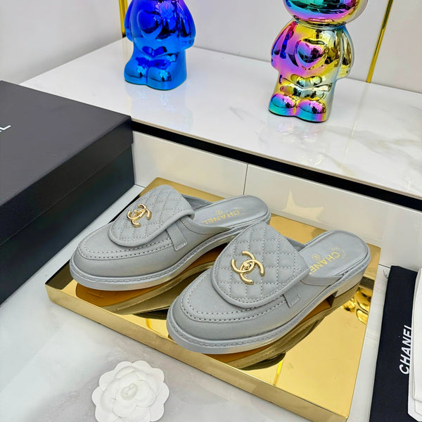 CC Loafers Mule Gray Sheepskin 368050