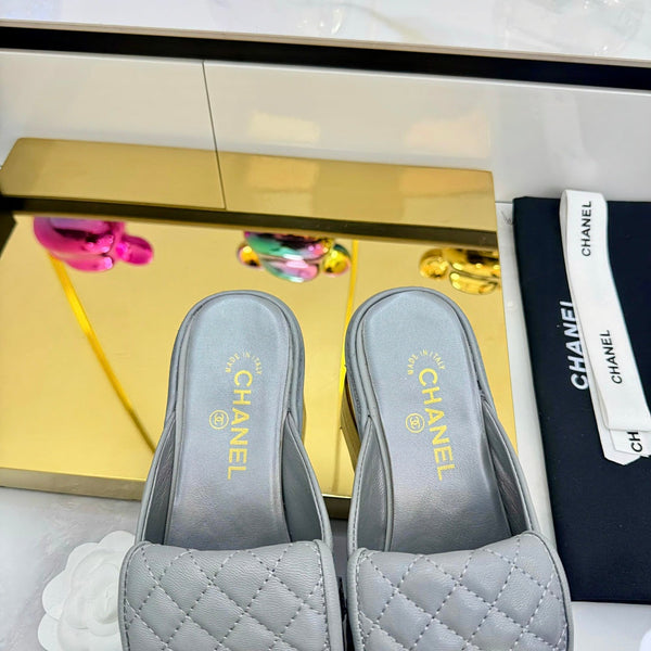 CC Loafers Mule Gray Sheepskin 368050