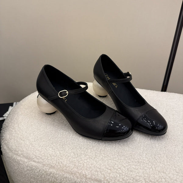 CC 25A Double C Giant Pearl Heel Mary Janes Black Cowhide 127024