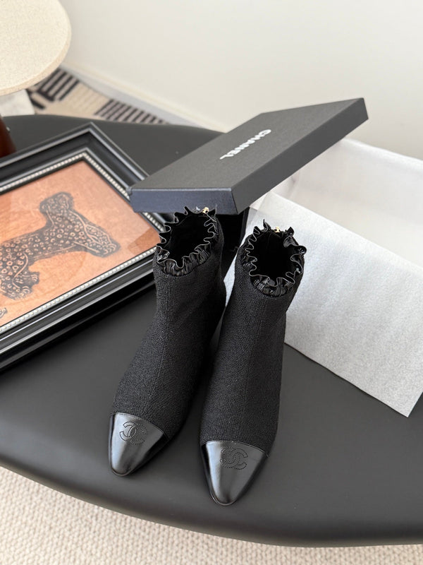 CC 25P Show-Style Platform Wedge Mary Jane Boots Black Cowhide and Tweed 458773