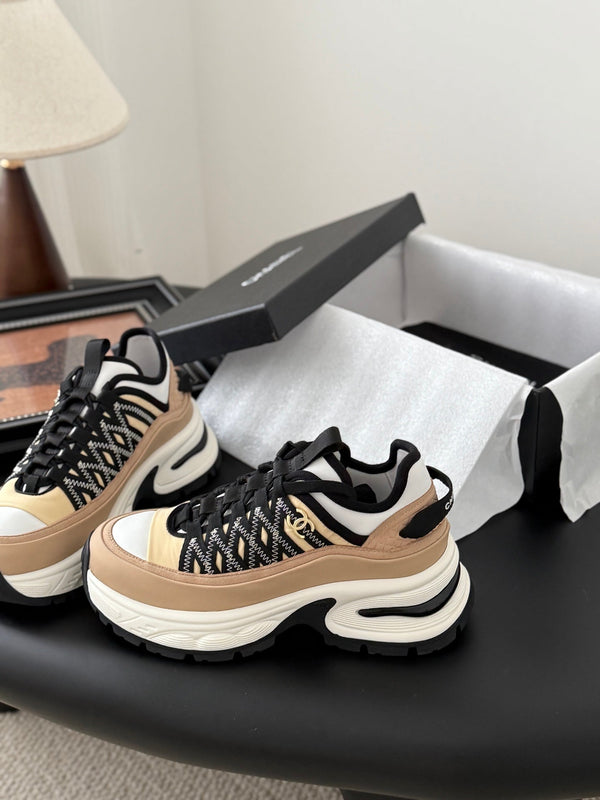 CC 25C New Silver Horn King Sports Sneakers 458694