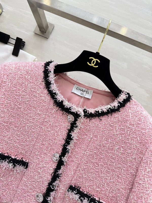 Giacca rosa intrecciata in morbido tweed di lana di Salisburgo CC 25