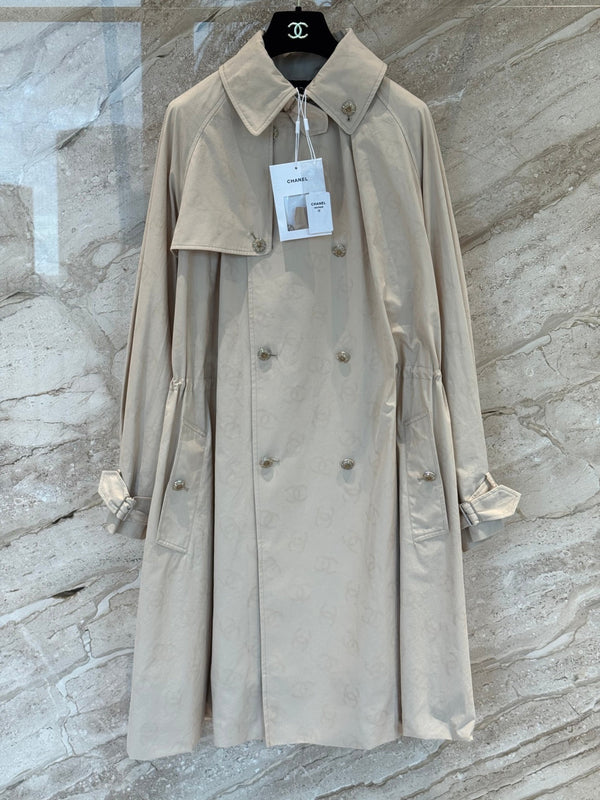 CC 25B Trench lungo con logo nascosto in cotone beige