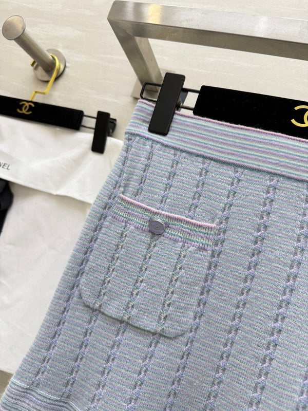 CC 25B Gonna in maglia con tasche multicolor in cashmere azzurro