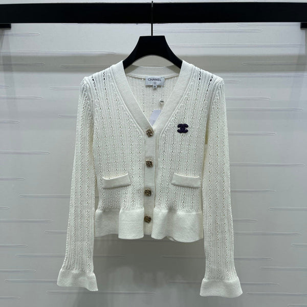 CC 25 Fishtail V-Neck Knitted Long-sleeved Cardigan White Wool