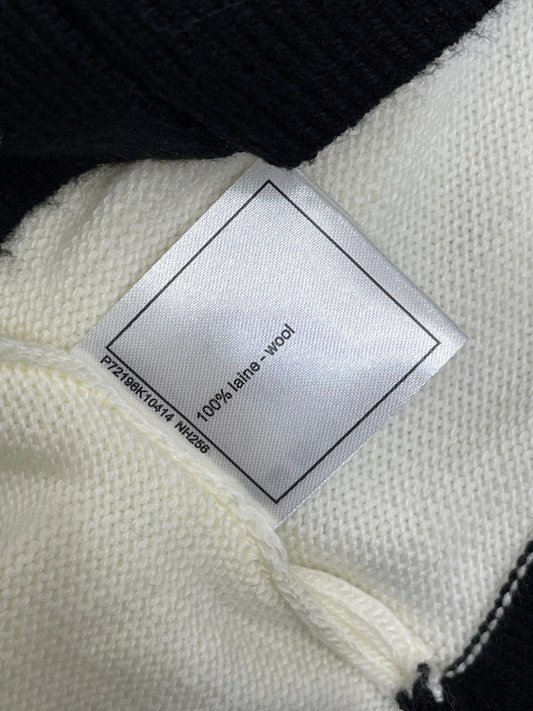 CC 25F Round-Neck Knitted Long-Sleeved Cardigan White Wool