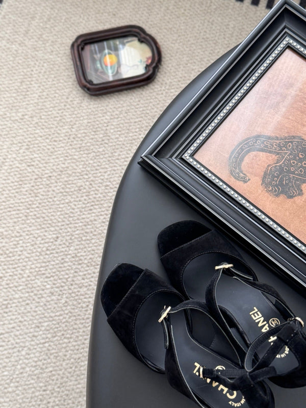 CC 25B Mary Janes 85mm High Heel Black Suede