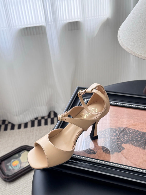 CC 25B Mary Janes 85mm High Heel Beige Sheepskin