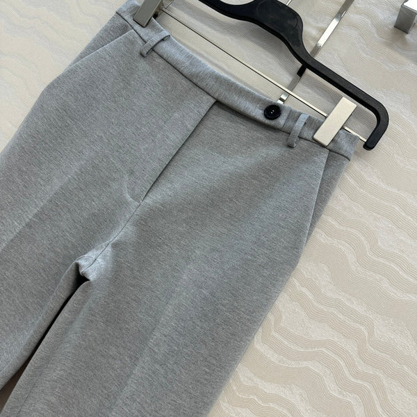 Pantaloni a vita bassa Miumiu in cotone grigio