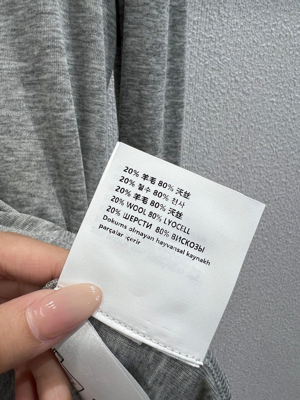 Miumiu 25FW Tencel Wool Fake Two-Piece Long-Sleeved T-Shirt Gray Wool