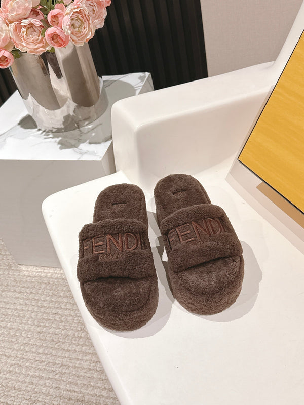 Fendi F013 2025ss Fluffy Slippers Chocolate Brown Lambswool 467199