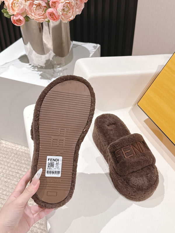 Fendi F013 2025ss Fluffy Slippers Chocolate Brown Lambswool 467199