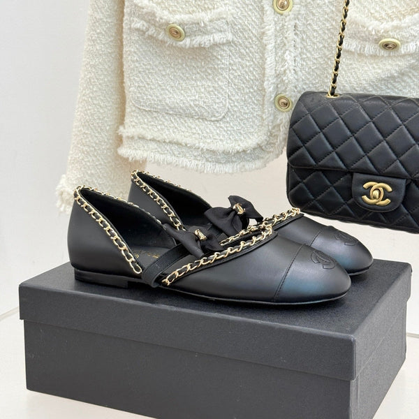 CC 25P Hollow Chain Bow Mary Janes Black Cowhide 473299