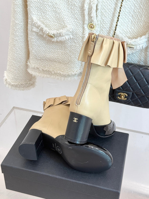 CC 25A Pleated-Collar Bow-Tie Stretch Ankle Boots Beige Lambskin 473354