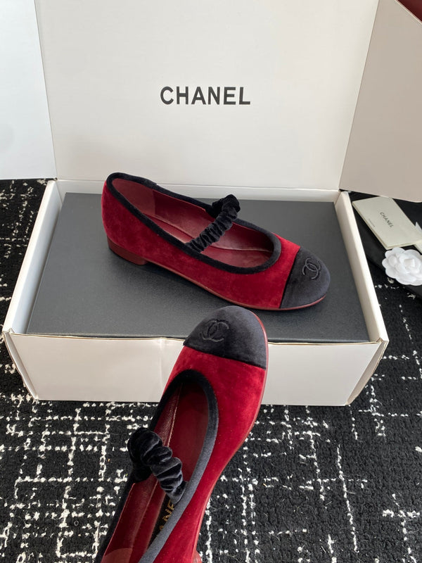 CC 25SS Embroidered Double C logo Mary Janes Red Suede 473425