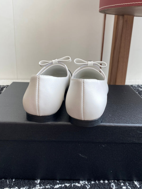 CC 25SS Mary Jane Ballerinas White Lambskin 473422