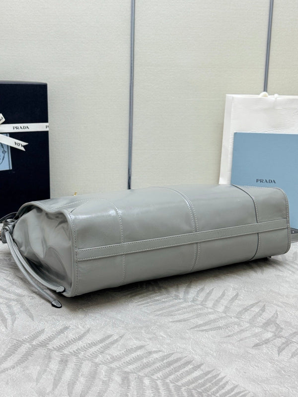 Pra Lux Soft Waxed Leather 1BA439 Extra Large 42cm Handbag Gray 267477