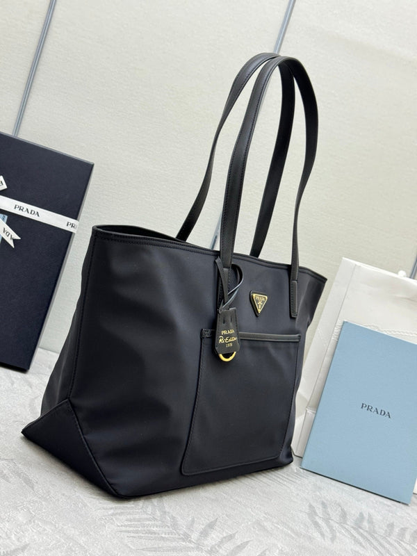 Pra Medium 1BG555 Tote Bag Black Nylon 267446