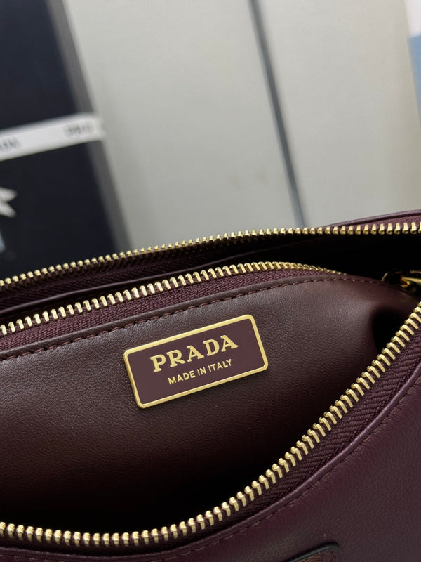 Pra Aimee Underarm Hobo Bag 31cm Burgundy Cowhide 267274