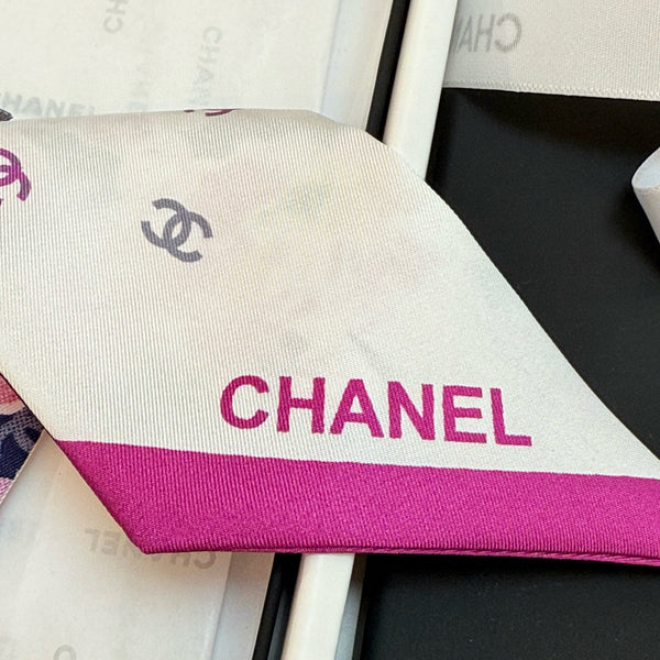 CC Twilly Small Scarf 120cm Silk 825670