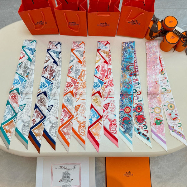 HM Twilly Small Silk Scarf 825655