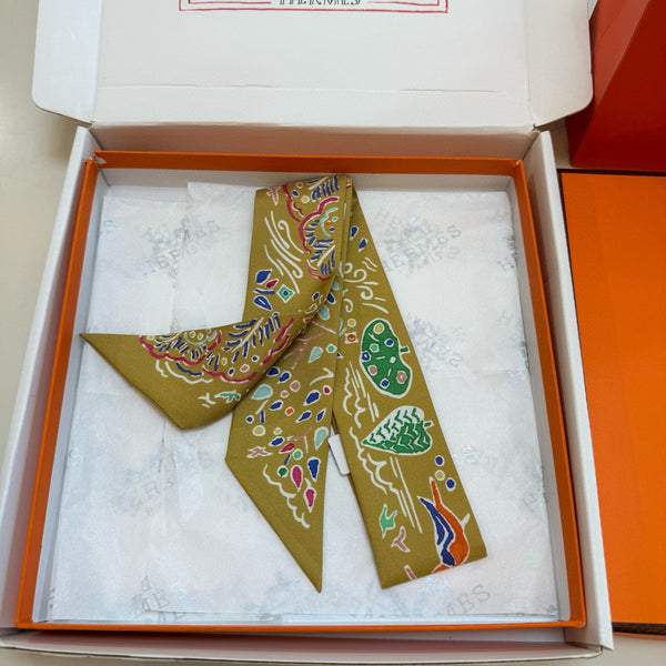 Sciarpa piccola in seta HM Twilly 825650