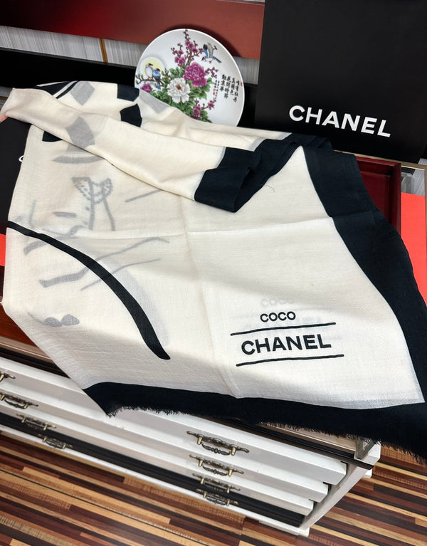 CC 25 Coco Scarf 100cm White Cashmere 825617