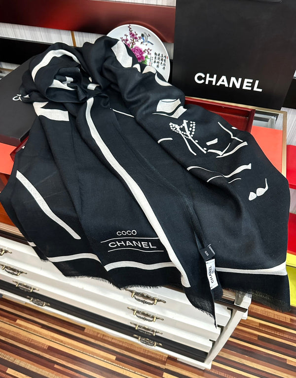 CC 25 Coco Scarf 100cm Black Cashmere 825616