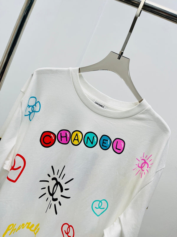 CC 25 Felpa in cotone con stampa graffiti a maniche lunghe e vestibilità ampia