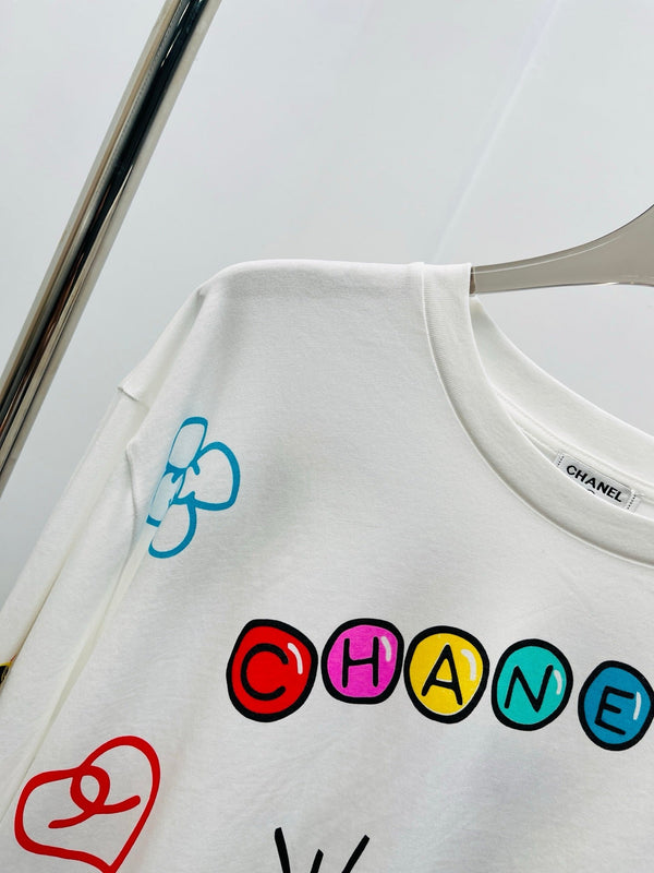 CC 25 Felpa in cotone con stampa graffiti a maniche lunghe e vestibilità ampia