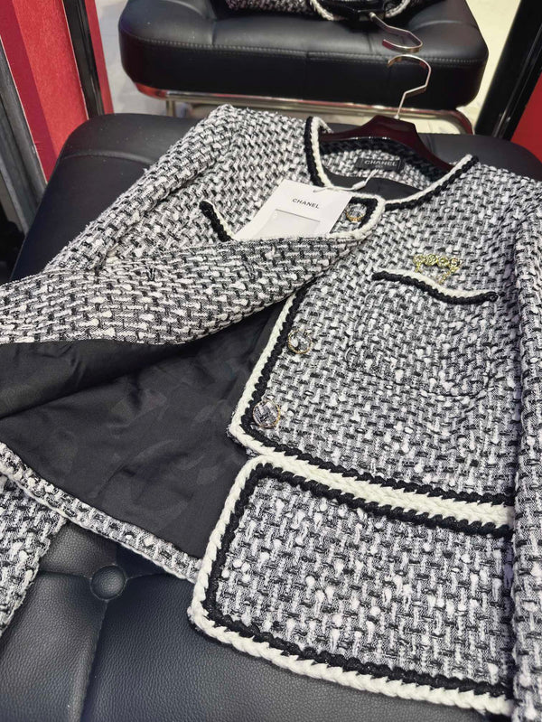 CC 25Ss Piece Style Jacket Black and White Tweed