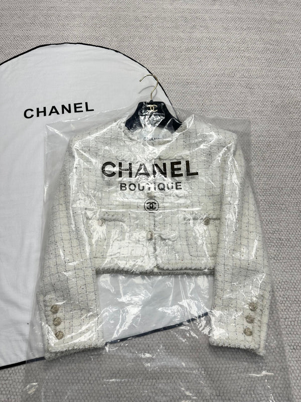 CC 25A Beaded Plaid Crop Tweed Jacket