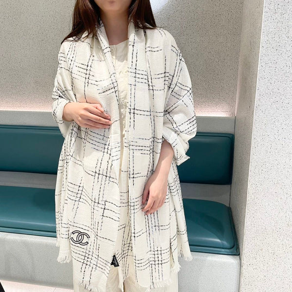 CC Plaid Long Scarf 200cm White Cashmere 828751