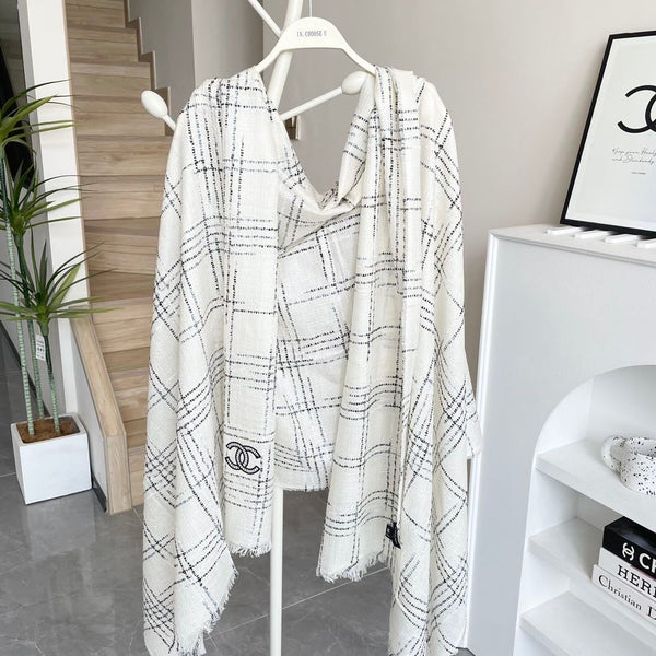 CC Plaid Long Scarf 200cm White Cashmere 828751