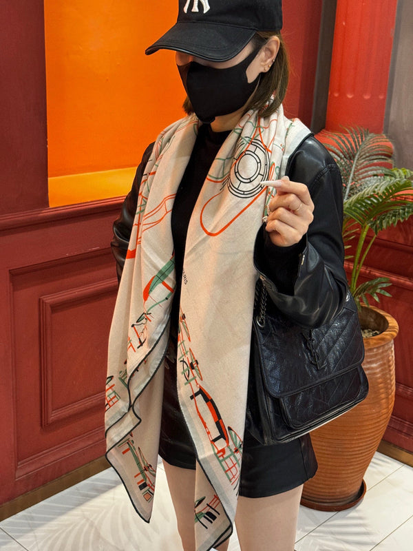 HM Double-Sided Square Scarf 140cm White Cashmere 828709