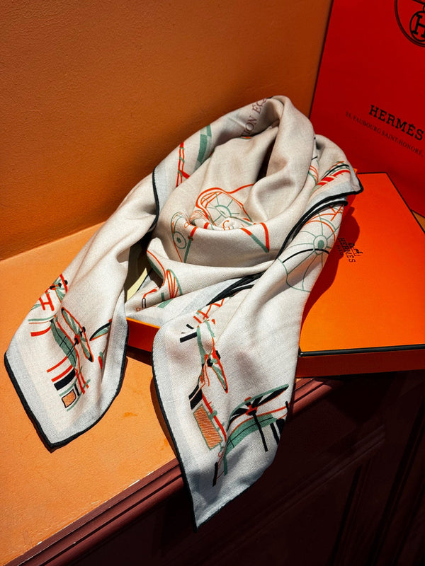 HM Double-Sided Square Scarf 140cm White Cashmere 828709