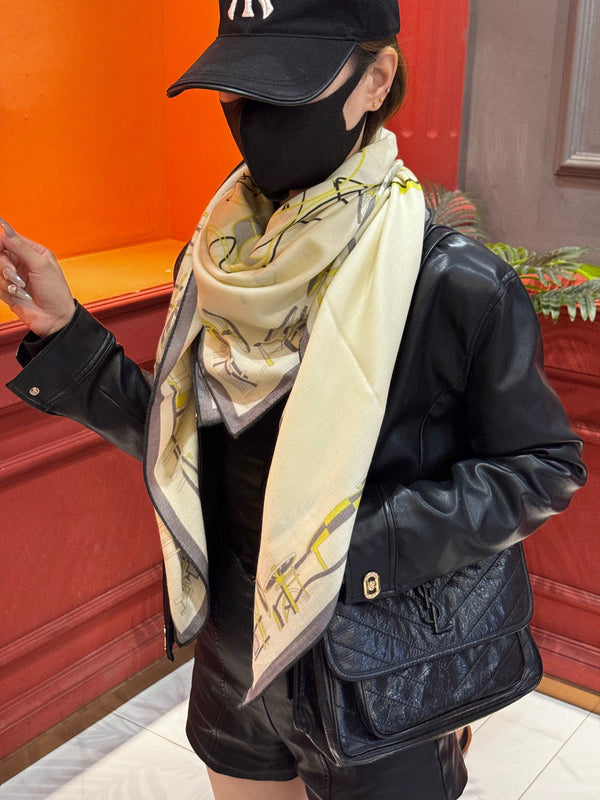 HM Double-Sided Square Scarf 140cm White Cashmere 828708