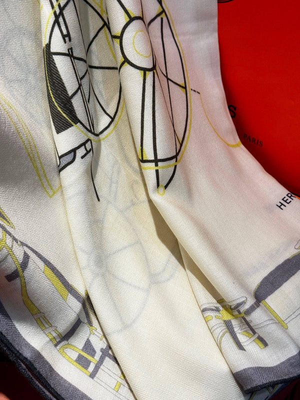 HM Double-Sided Square Scarf 140cm White Cashmere 828708