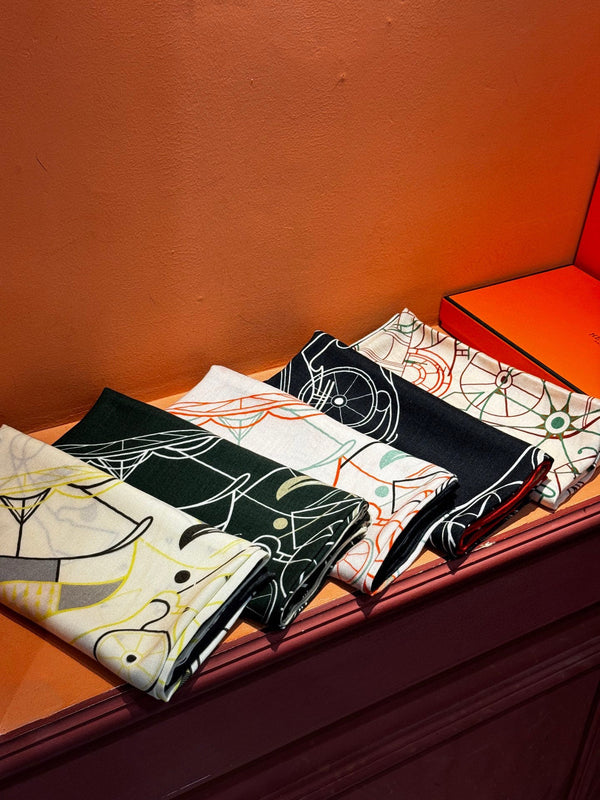 HM Double-Sided Square Scarf 140cm White Cashmere 828708