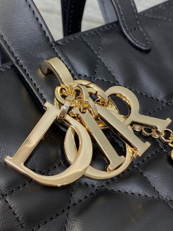 CD Toujours Vertical Small Built-In Lucky Charm Chain 18cm Black Lambskin