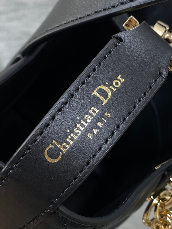 CD Toujours Vertical Small Built-In Lucky Charm Chain 18cm Black Lambskin