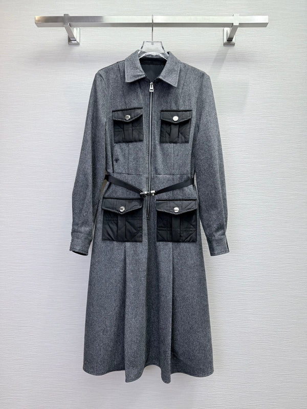 CD 25SS Lapel Middle Zipper Guilted Four Pockets Contrast Color Dress Gray Wool 304163