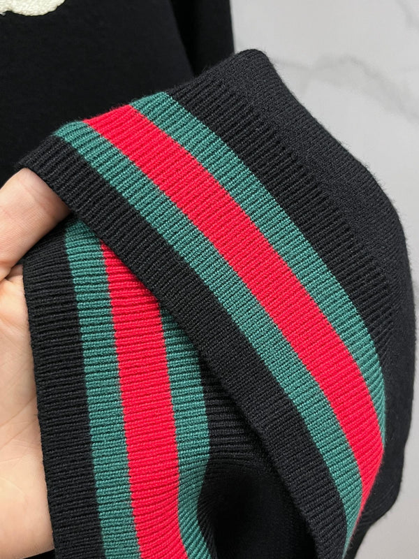Gucci 25 Classic Logo Design Sweater 108639