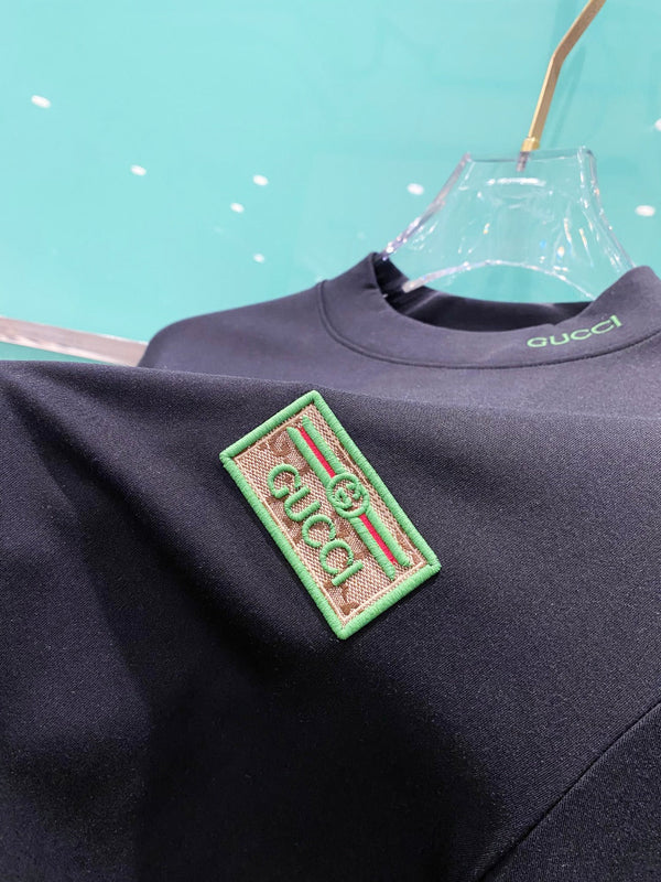 Gucci 25 Long-Sleeved T-shirt 106339