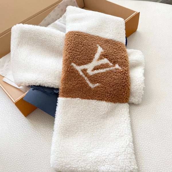 LV Shearling Teddy Scarf 839752